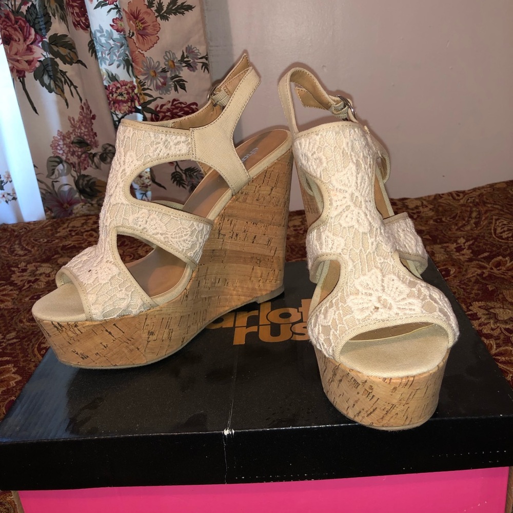SALE❗️Charlotte Russe Wedge Sandal SZ 7